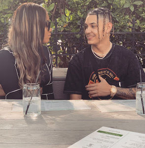 Meet your Posher, Jade